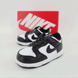 Black and white panda. Nike low dunks 6c